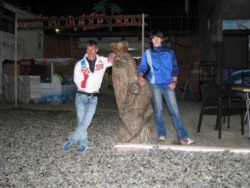 IMG_1021_thumb.jpg